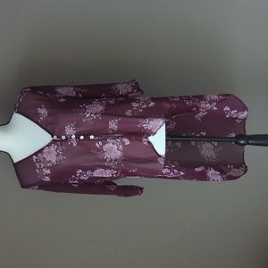 Beautiful High Low Button Down Blouse Size L